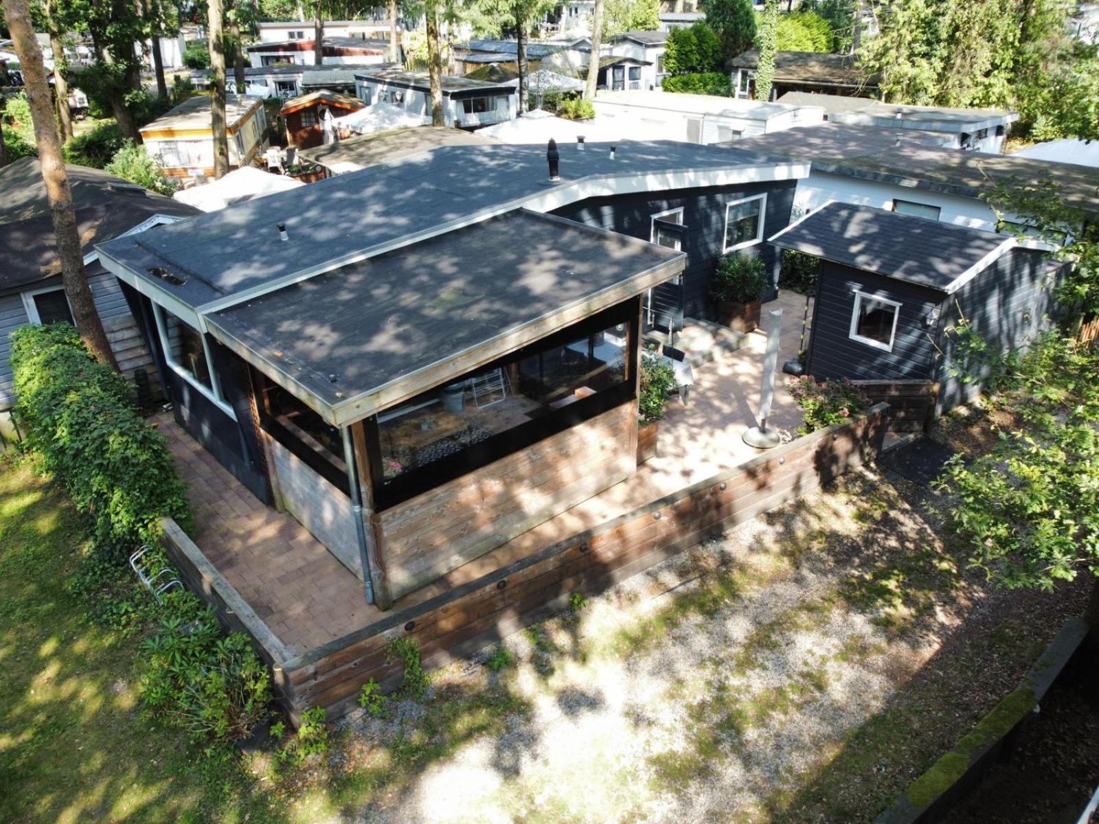 Chalet Bosrijk Midden In De Natuur-Eten&Drinken-Activiteiten-Ontspanning-En Nog Veel Meer Hoenderloo Eksteriør bilde